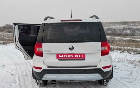 Skoda Yeti I рестайлинг, 2015 год, 1 400 000 рублей, 4 фотография