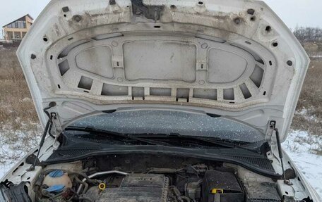 Skoda Yeti I рестайлинг, 2015 год, 1 400 000 рублей, 23 фотография