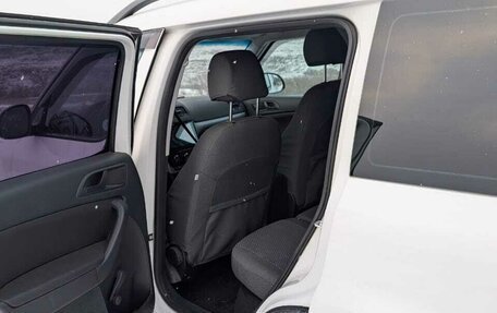 Skoda Yeti I рестайлинг, 2015 год, 1 400 000 рублей, 21 фотография