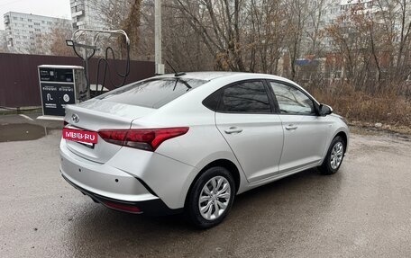 Hyundai Solaris II рестайлинг, 2021 год, 1 577 000 рублей, 6 фотография