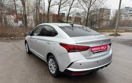 Hyundai Solaris II рестайлинг, 2021 год, 1 577 000 рублей, 8 фотография
