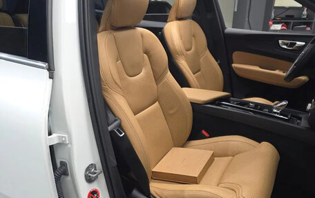 Volvo XC60 II, 2025 год, 6 790 000 рублей, 10 фотография