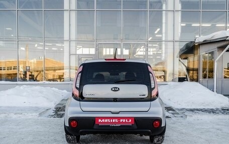KIA Soul II рестайлинг, 2018 год, 1 500 000 рублей, 4 фотография
