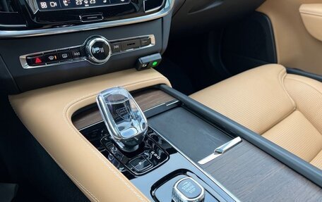 Volvo V90 Cross Country I рестайлинг, 2024 год, 8 890 000 рублей, 19 фотография