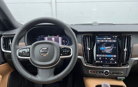 Volvo V90 Cross Country I рестайлинг, 2024 год, 8 890 000 рублей, 22 фотография