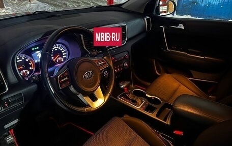 KIA Sportage IV рестайлинг, 2020 год, 2 550 000 рублей, 5 фотография