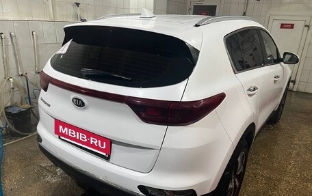 KIA Sportage IV рестайлинг, 2020 год, 2 550 000 рублей, 3 фотография