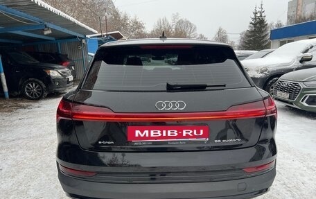 Audi e-tron I, 2019 год, 3 750 000 рублей, 5 фотография