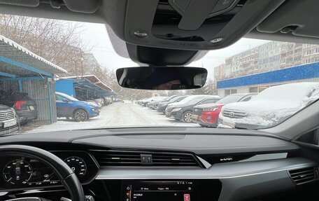 Audi e-tron I, 2019 год, 3 750 000 рублей, 23 фотография