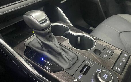 Toyota Highlander, 2025 год, 5 799 000 рублей, 11 фотография