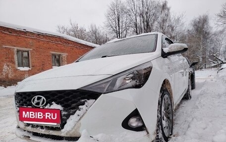 Hyundai Solaris II рестайлинг, 2020 год, 1 650 000 рублей, 5 фотография