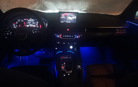 Audi A4, 2019 год, 3 300 000 рублей, 11 фотография