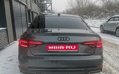 Audi A4, 2019 год, 3 300 000 рублей, 3 фотография