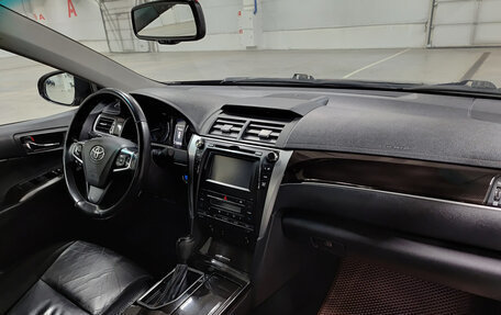 Toyota Camry, 2017 год, 1 800 000 рублей, 15 фотография