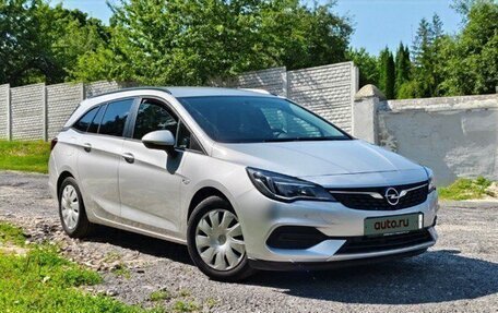 Opel Astra K, 2020 год, 1 200 000 рублей, 4 фотография