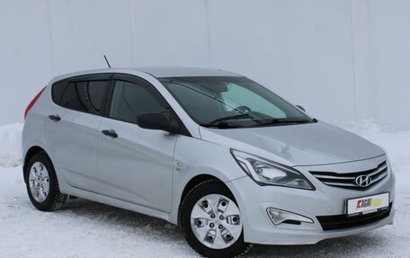 Hyundai Solaris II рестайлинг, 2015 год, 974 000 рублей, 4 фотография