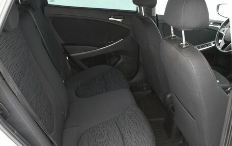 Hyundai Solaris II рестайлинг, 2015 год, 974 000 рублей, 14 фотография