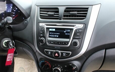 Hyundai Solaris II рестайлинг, 2015 год, 974 000 рублей, 18 фотография