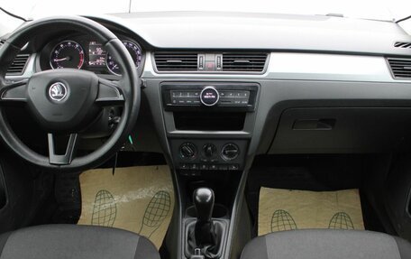 Skoda Rapid I, 2016 год, 965 000 рублей, 16 фотография