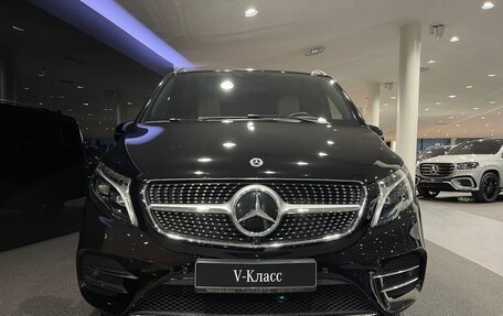 Mercedes-Benz V-Класс, 2023 год, 35 640 000 рублей, 8 фотография