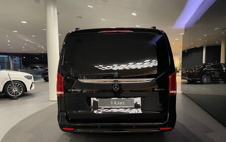 Mercedes-Benz V-Класс, 2023 год, 35 640 000 рублей, 14 фотография