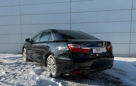 Toyota Camry, 2015 год, 1 898 000 рублей, 10 фотография