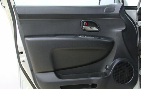 KIA Carens III (RP), 2011 год, 708 800 рублей, 19 фотография