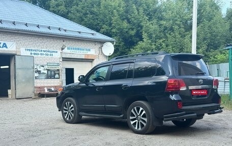 Toyota Land Cruiser 200, 2013 год, 4 500 000 рублей, 1 фотография