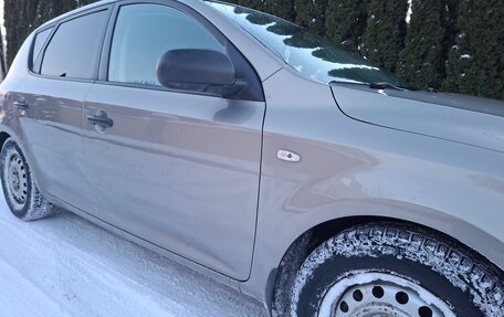 KIA cee'd I рестайлинг, 2011 год, 600 000 рублей, 9 фотография