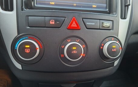 KIA cee'd I рестайлинг, 2011 год, 600 000 рублей, 24 фотография