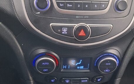 Hyundai Solaris II рестайлинг, 2016 год, 870 000 рублей, 9 фотография