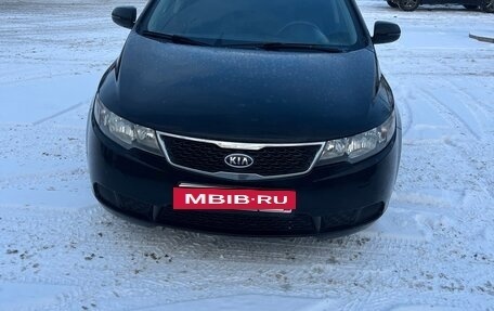 KIA Cerato III, 2011 год, 700 000 рублей, 2 фотография