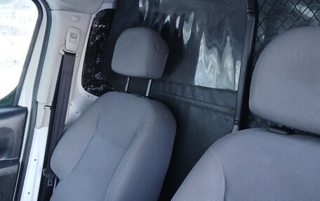 Peugeot Partner II рестайлинг 2, 2014 год, 595 000 рублей, 11 фотография