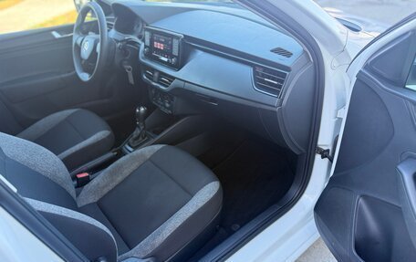 Skoda Rapid II, 2021 год, 1 450 000 рублей, 23 фотография