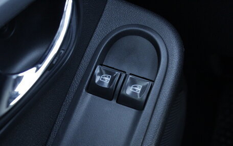 Nissan Terrano III, 2017 год, 1 250 000 рублей, 9 фотография