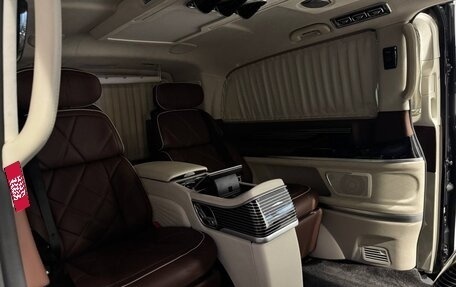 Mercedes-Benz V-Класс, 2023 год, 29 700 000 рублей, 9 фотография