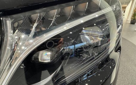 Mercedes-Benz V-Класс, 2023 год, 29 700 000 рублей, 17 фотография