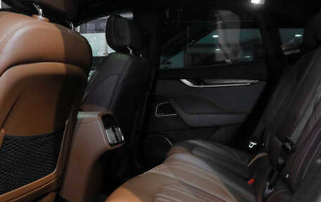 Maserati Levante I, 2018 год, 5 200 000 рублей, 13 фотография