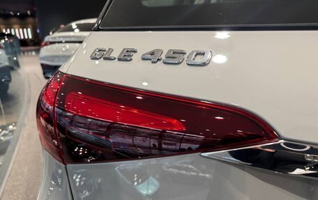 Mercedes-Benz GLE, 2025 год, 15 800 000 рублей, 17 фотография