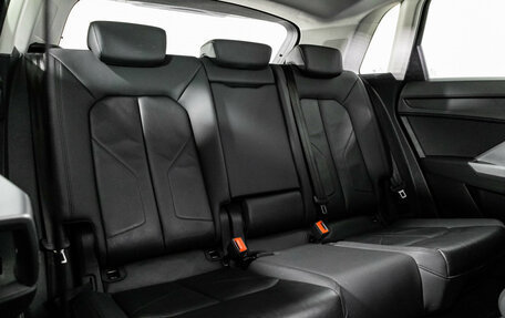 Audi Q3, 2019 год, 2 499 000 рублей, 22 фотография