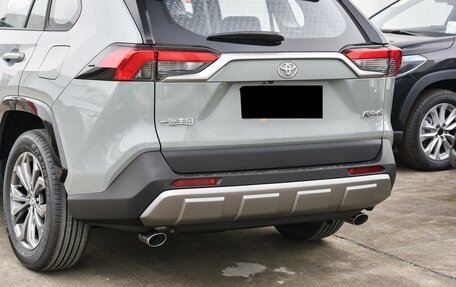 Toyota RAV4, 2025 год, 3 880 000 рублей, 9 фотография