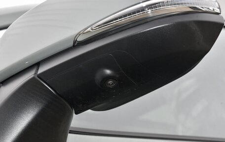 Toyota RAV4, 2025 год, 3 880 000 рублей, 14 фотография