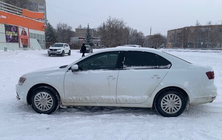 Volkswagen Jetta VI, 2017 год, 1 450 000 рублей, 6 фотография