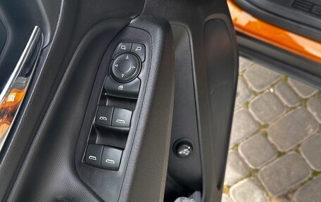 Chevrolet Equinox III, 2019 год, 2 050 000 рублей, 15 фотография