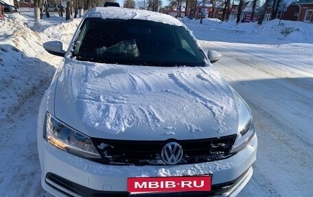 Volkswagen Jetta VI, 2017 год, 1 450 000 рублей, 2 фотография