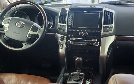 Toyota Land Cruiser 200, 2015 год, 5 200 000 рублей, 18 фотография