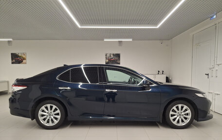 Toyota Camry, 2019 год, 2 747 000 рублей, 4 фотография