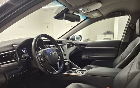 Toyota Camry, 2019 год, 2 747 000 рублей, 16 фотография