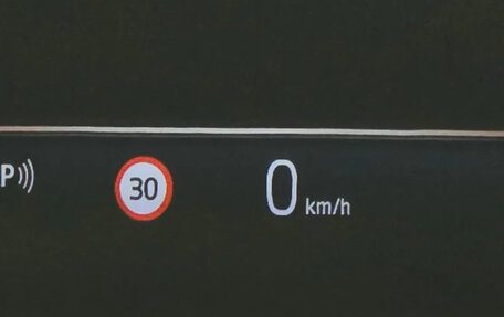 BMW 5 серия, 2025 год, 9 480 000 рублей, 16 фотография