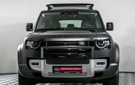 Land Rover Defender II, 2021 год, 6 950 000 рублей, 2 фотография